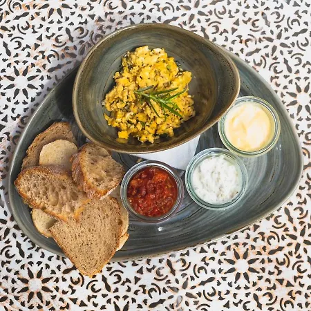 Blackhome Vintage Centre I Contactless Check-in *