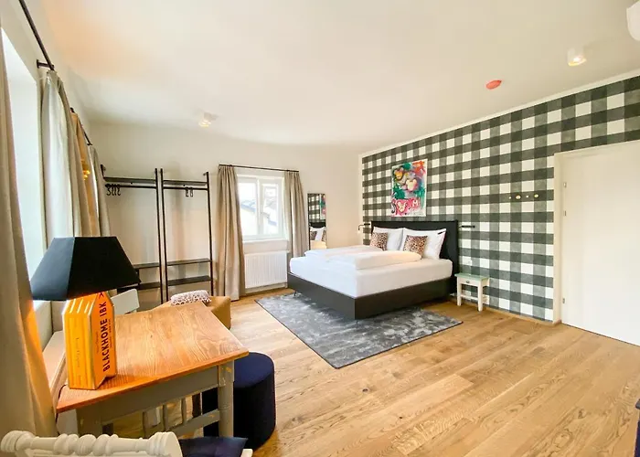 Blackhome Vintage Centre I Contactless Check-in Ίνσμπρουκ