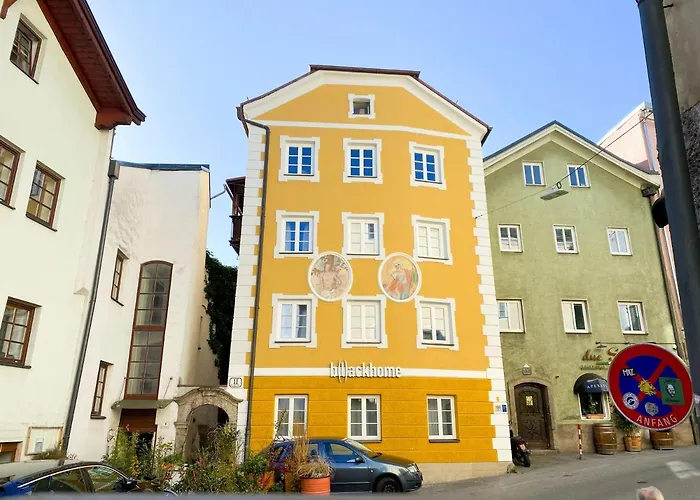 Blackhome Vintage Centre I Contactless Check-in *